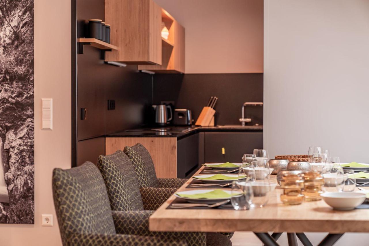 Forest Private Suites ティティゼー・ノイシュタット エクステリア 写真